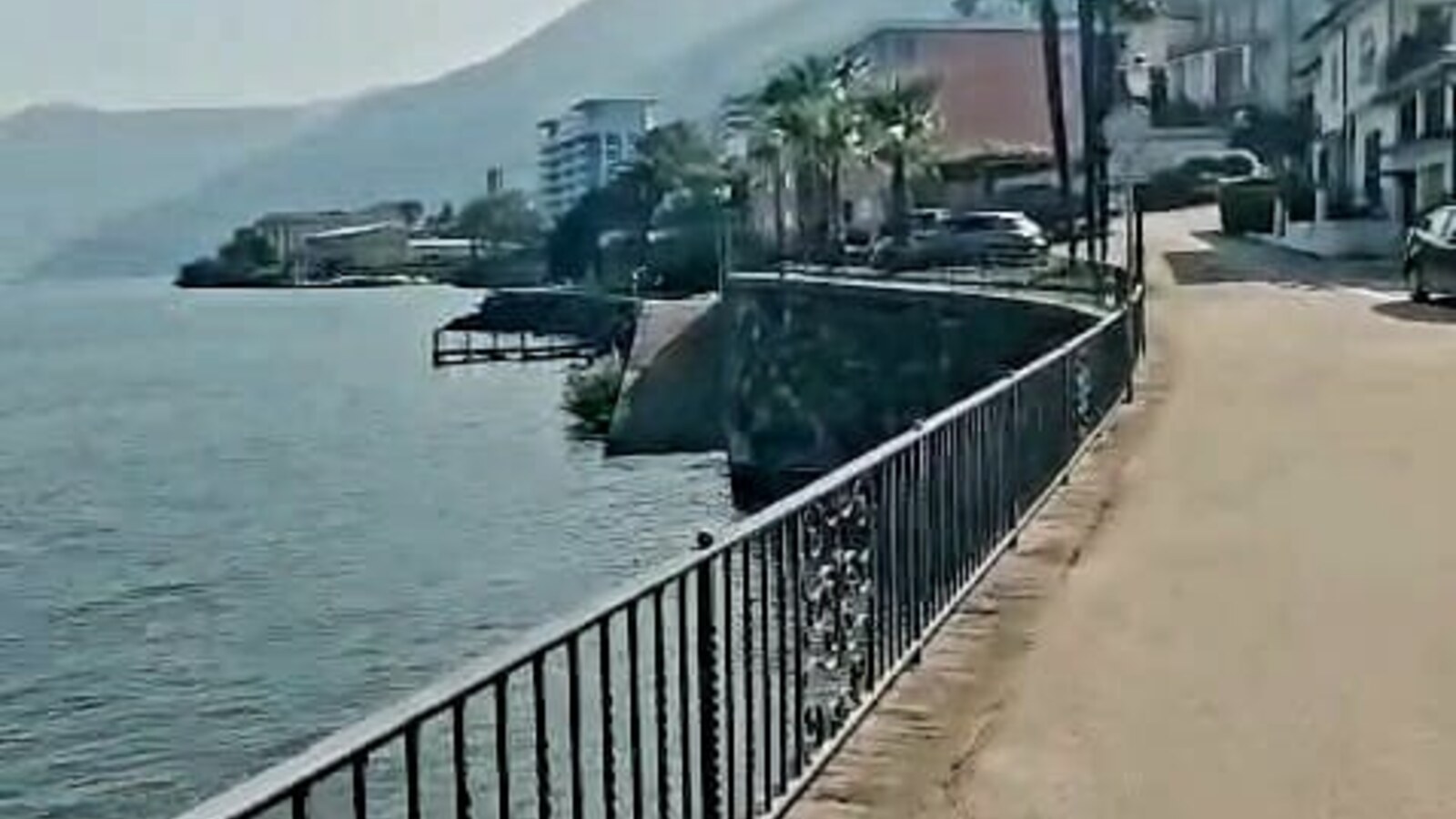 Blick auf den Lago Maggiore in der Nähe des Restaurants La Dolce Vita